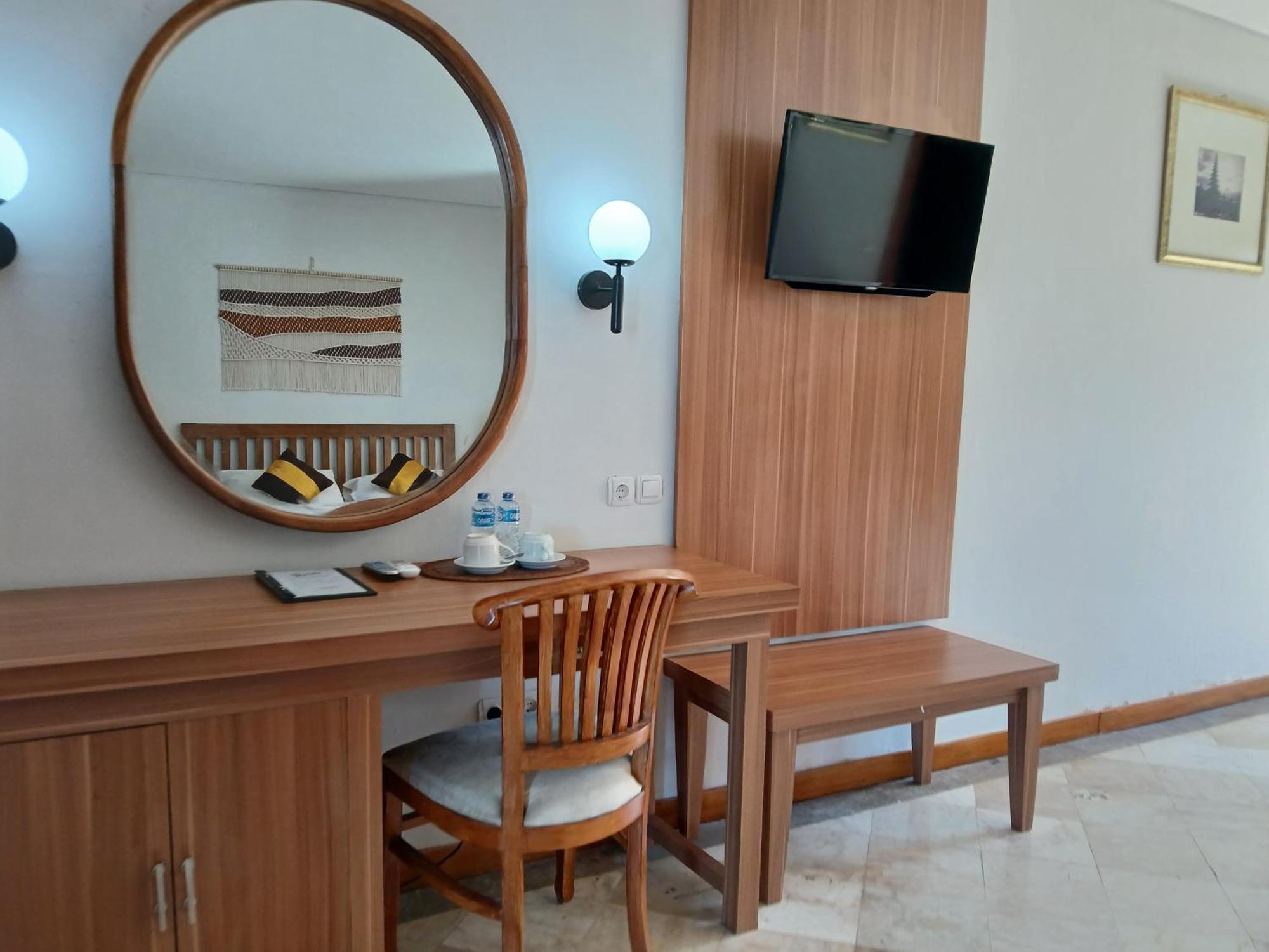 Nirmala Hotel Jimbaran Екстериор снимка