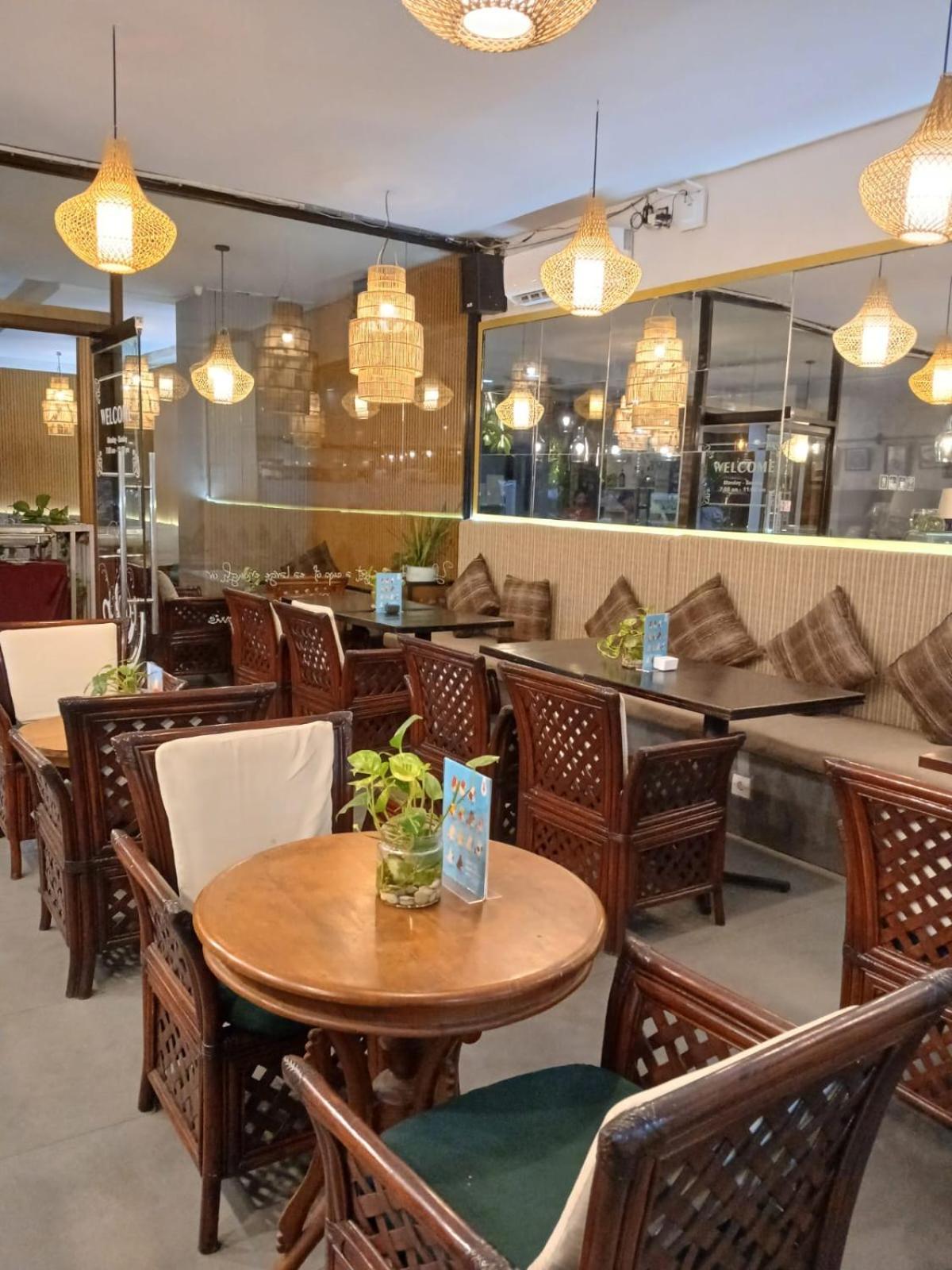Nirmala Hotel Jimbaran Екстериор снимка